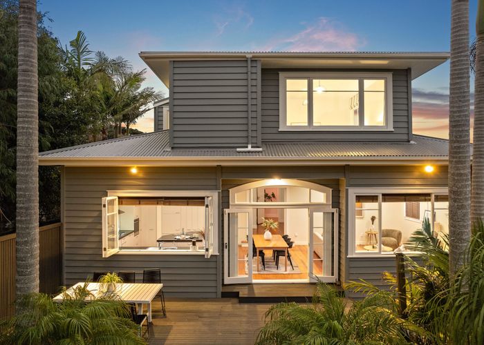  at 10 Bayswater Avenue, Bayswater, Auckland