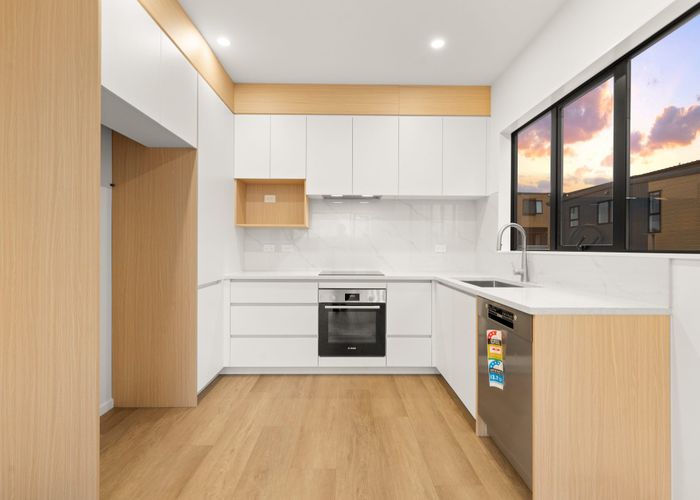  at 1-6,10-12/16-18, 20/ 42 Captain Scott Road, Glen Eden, Waitakere City, Auckland