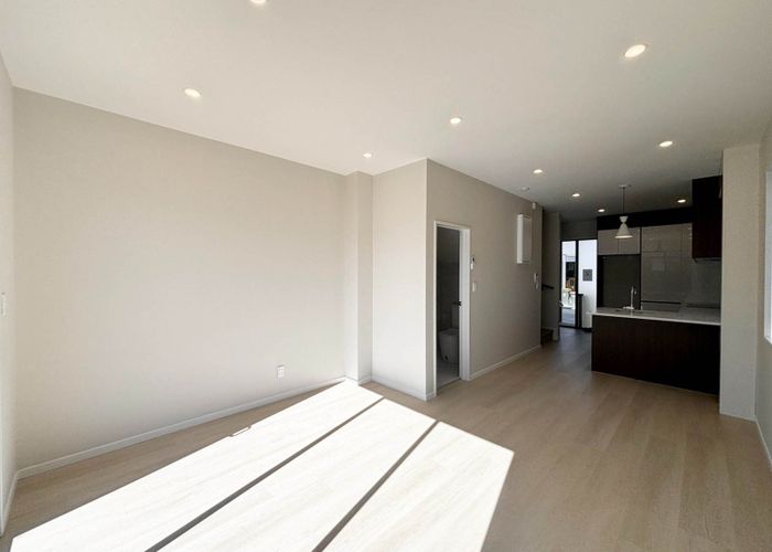  at 2/113 Moore Street, Howick, Manukau City, Auckland