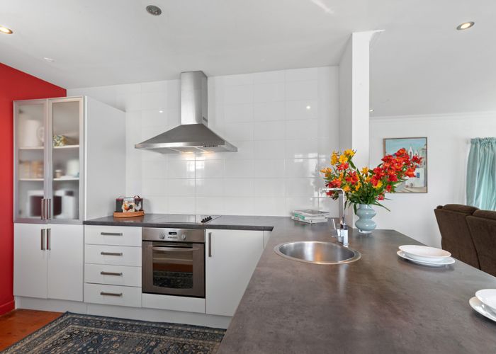  at 12 Watling Street, Gate Pa, Tauranga