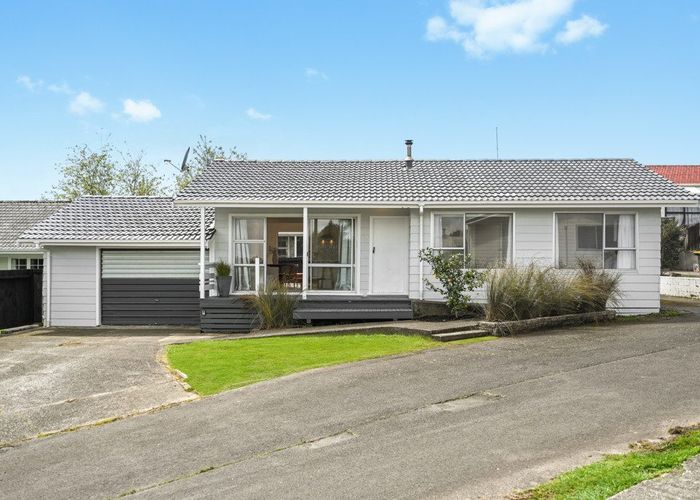  at 12A Madison Place, Dinsdale, Hamilton, Waikato