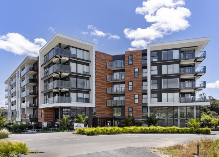  at 322/3 Kaipiho Lane, Albany, North Shore City, Auckland