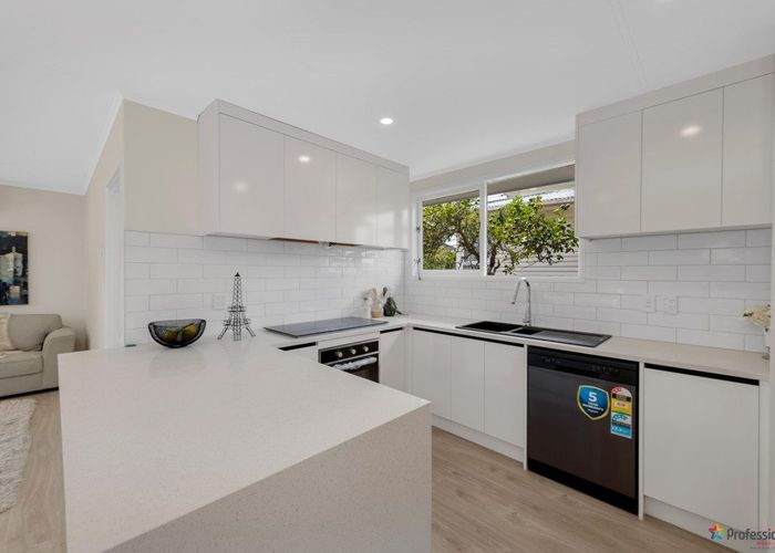  at 108 Tennessee Avenue, Mangere East, Manukau City, Auckland