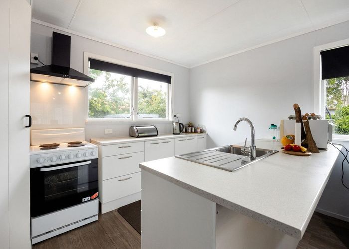  at 32 Shelley Street, Leamington, Cambridge