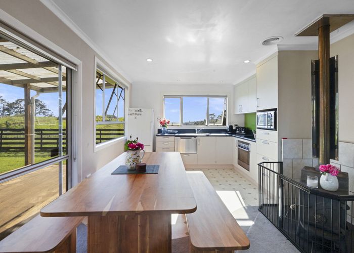  at 435 Barrett Road, Omata, New Plymouth, Taranaki