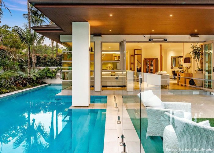  at 18A Tiri Road, Milford, Auckland