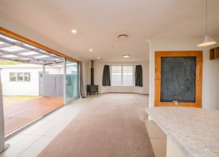  at 27 Clariton Avenue, Green Island, Dunedin, Otago