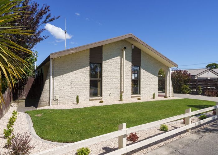  at 4 Exton Street, Redwood, Christchurch City, Canterbury