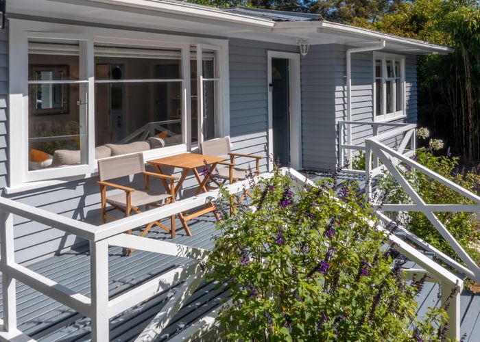  at 190 Main Road South, Raumati South, Paraparaumu
