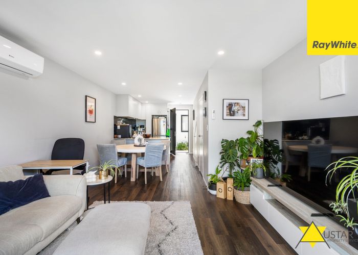  at 8 Tokai Place, Glen Eden, Waitakere City, Auckland