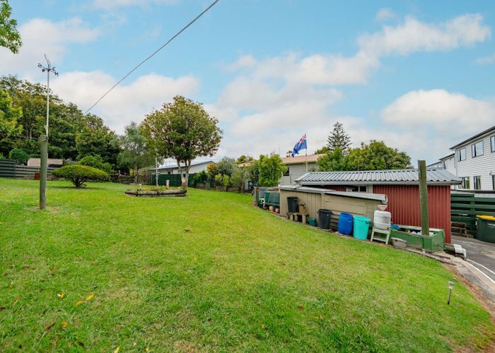  at 41 Hutchinson Avenue, New Lynn, Waitakere City, Auckland