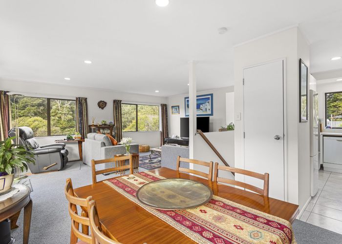  at 5/244 Onewa Road (Postal Address 4/244), Northcote, North Shore City, Auckland