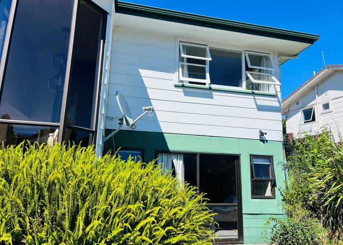  at 66 Salamanca Road, Sunnynook, North Shore City, Auckland