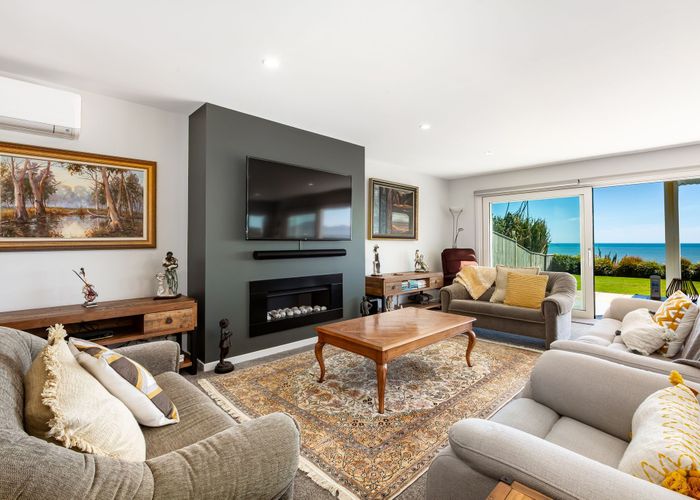  at 96 The Esplanade, Raumati South, Kapiti Coast, Wellington