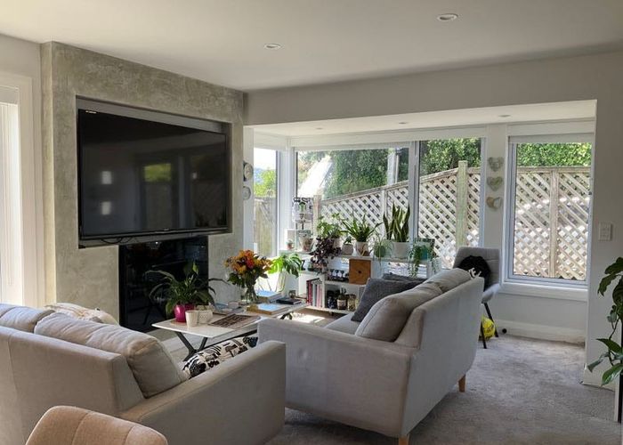  at 1/2 Hood Street, Mount Victoria, Wellington