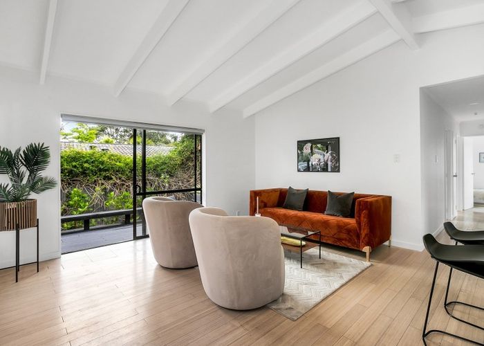  at 216B Meola Road, Point Chevalier, Auckland