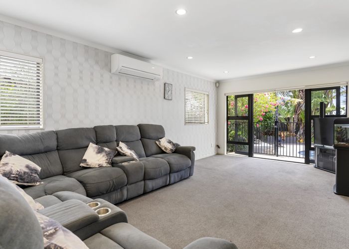  at 3 Andara Close, Albany, North Shore City, Auckland