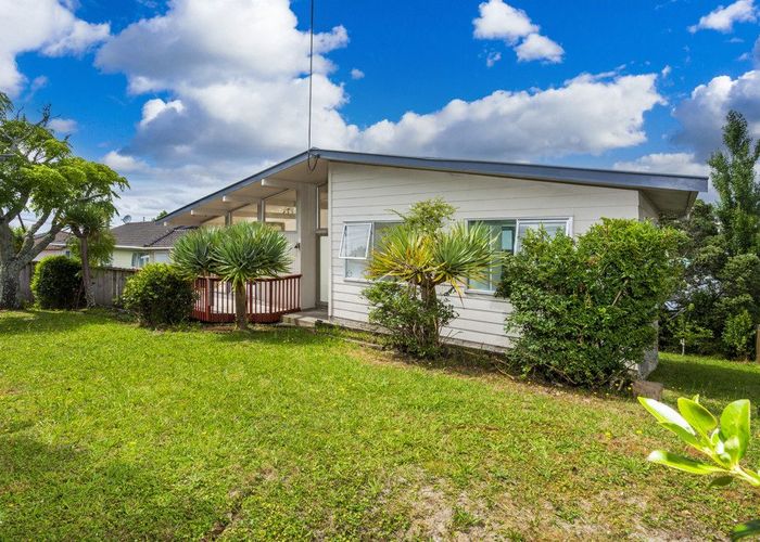  at 35 Triangle Road, Massey, Waitakere City, Auckland