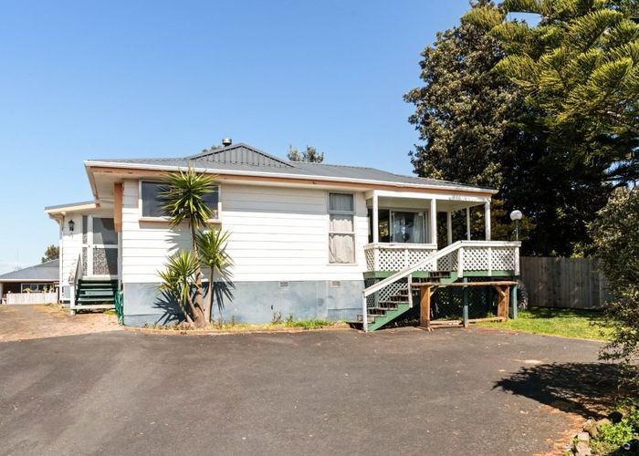  at 1116 PAPAMOA BEACH ROAD, Papamoa Beach, Tauranga
