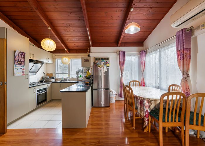  at 1/255 Swanson Road, Henderson, Waitakere City, Auckland