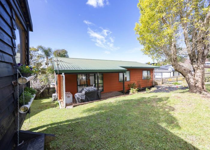  at 2/235 Glengarry Road, Glen Eden, Waitakere City, Auckland
