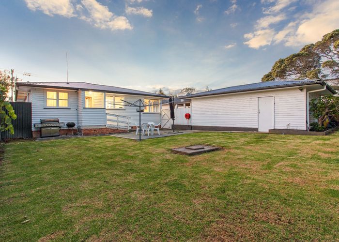  at 84 Matipo Road, Te Atatu Peninsula, Waitakere City, Auckland