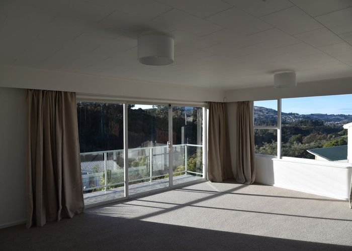  at 39 Pioneer Crescent, Helensburgh, Dunedin
