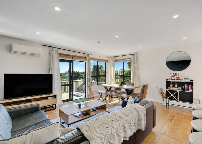  at 14 Downes Street, Titahi Bay, Porirua