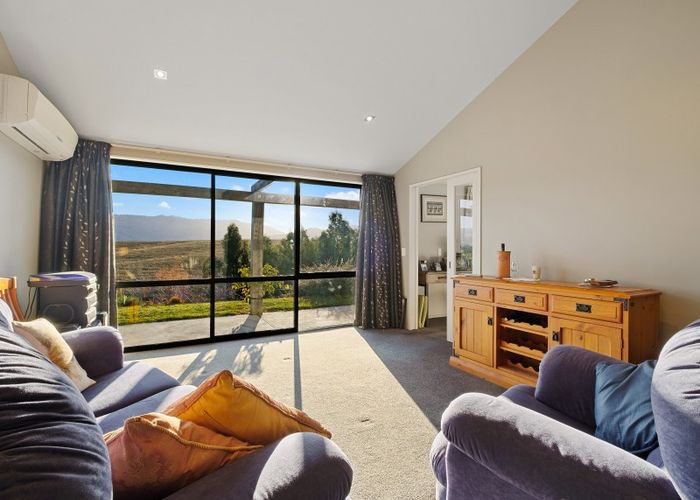  at 131 McArthur Road, Springvale, Alexandra