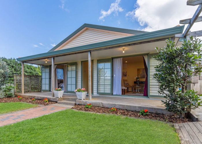 Free property data for 56 Hamlin Road, Mount Wellington, Auckland