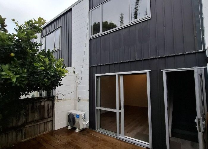  at 18/10 George Street, Mount Eden, Auckland City, Auckland