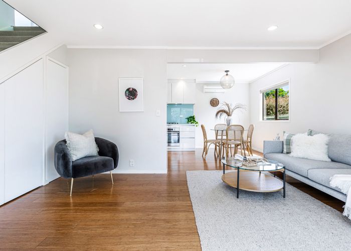  at 2/12 Neil Avenue, Te Atatu Peninsula, Waitakere City, Auckland