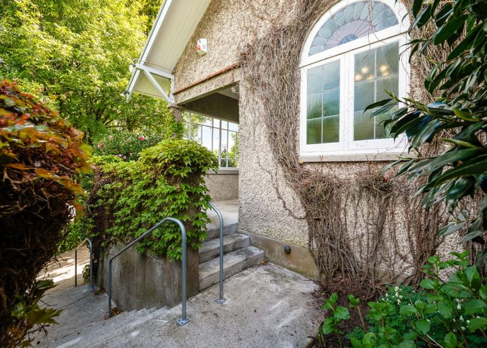  at 17 Te Aroha Street, Hamilton East, Hamilton, Waikato