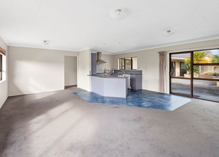  at 8 Graham Street, One Tree Point