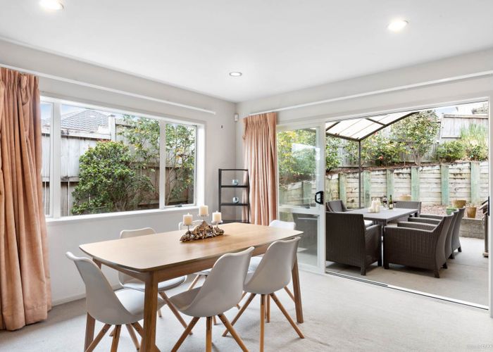  at 43 Salford Crescent, Flat Bush, Auckland