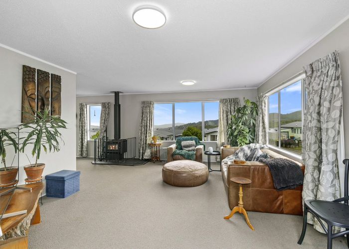  at 14 Kaitangata Crescent, Kelson, Lower Hutt, Wellington