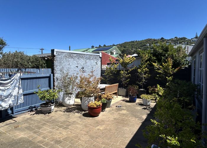  at 7 Palm Avenue, Lyall Bay, Wellington