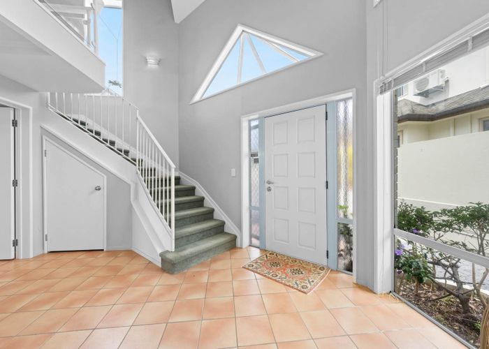  at 2/3 Hostel Access Road, Eastern Beach, Manukau City, Auckland