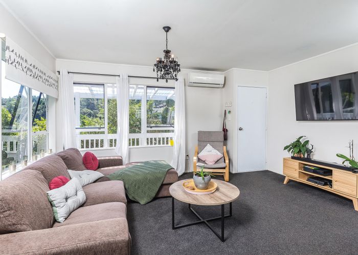  at 1/61 Simon Ellice Drive, Bayview, Auckland