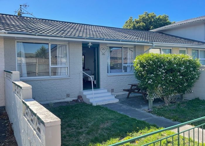  at 2/38 Forth Street, Richmond, Christchurch City, Canterbury