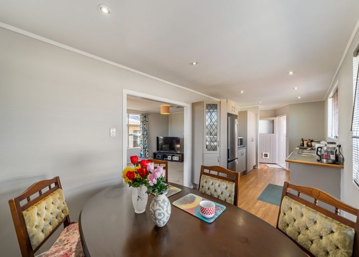  at 20 Blueberry Grove, Timberlea, Upper Hutt