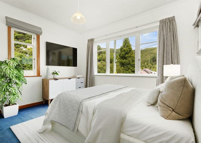  at 17 Woodvale Grove, Fairfield, Lower Hutt, Wellington