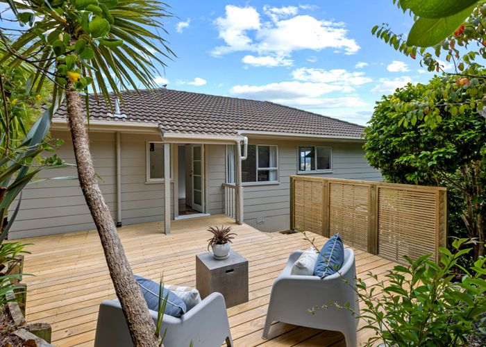  at 1/23 Santiago Crescent, Unsworth Heights, Auckland
