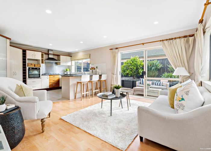  at 14 Cyril French Drive, Flat Bush, Auckland
