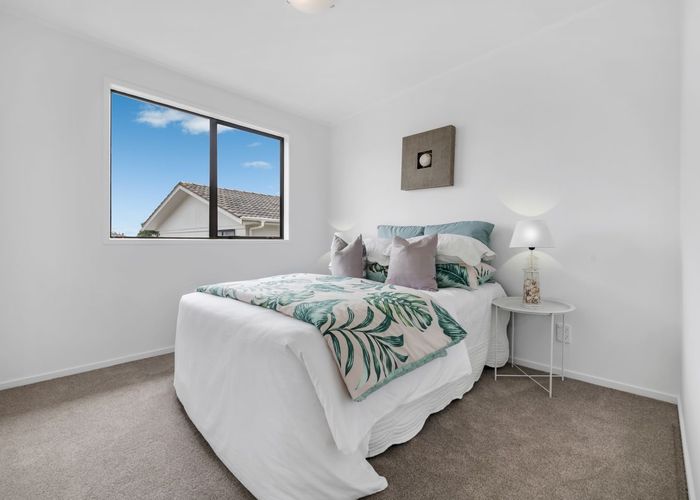  at 2/17 Coombe Ave, Otara, Manukau City, Auckland