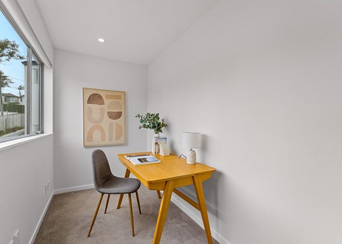  at 10B Rutherford Terrace, Meadowbank, Auckland