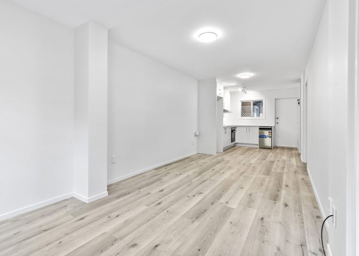  at 106/2 Maungawhau Road, Newmarket, Auckland