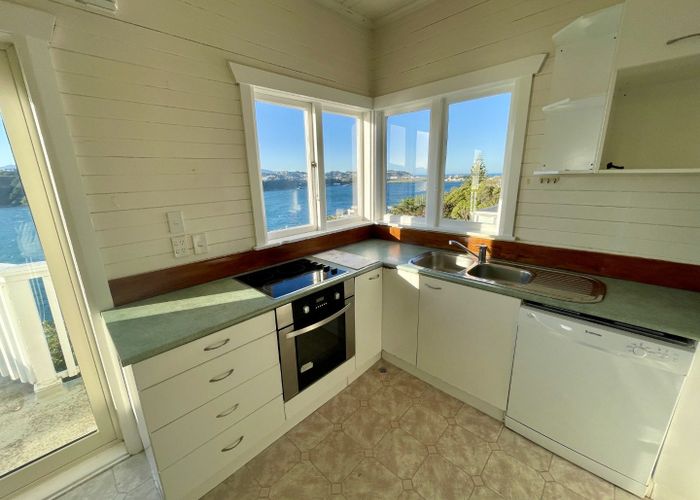  at 98 Te Anau Road, Hataitai, Wellington