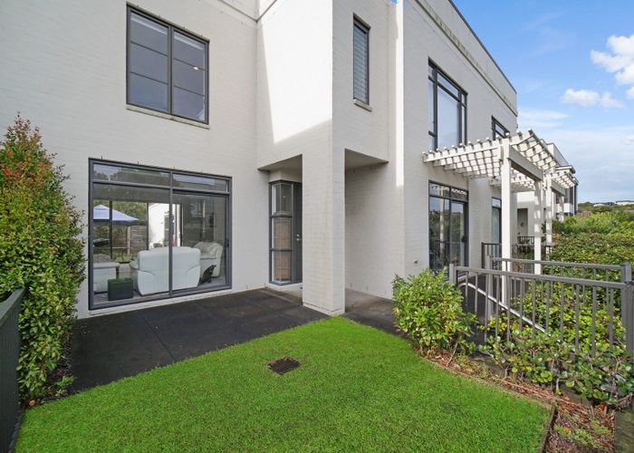  at 76 Bluegrey Avenue, Stonefields, Auckland City, Auckland