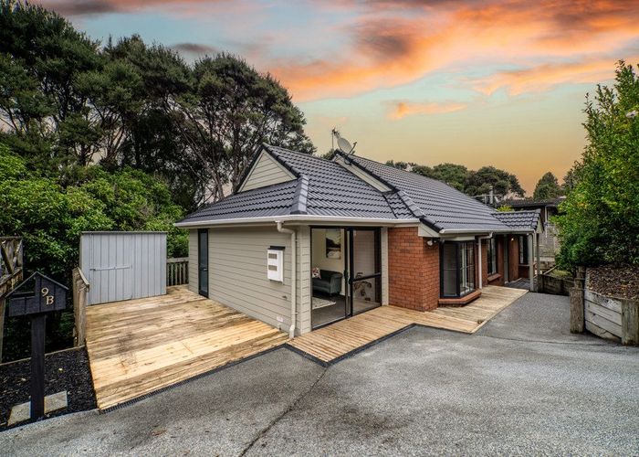  at 2/9 Antrim Grove, Bayview, Auckland